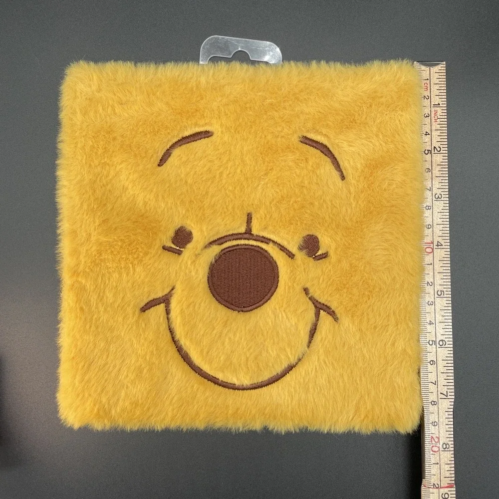 New Disney WINNIE THE POOH - 16 Color Eyeshadow Palette With Furry/Fuzzy Cover